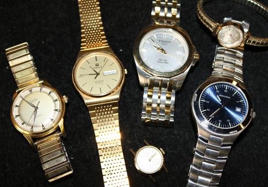 Bag of wrist watches(-)